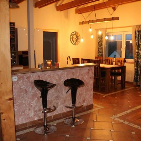 Helle, Offene Dachgeschosswohnung Mit Terrasse Oberloisdorf Exteriör bild