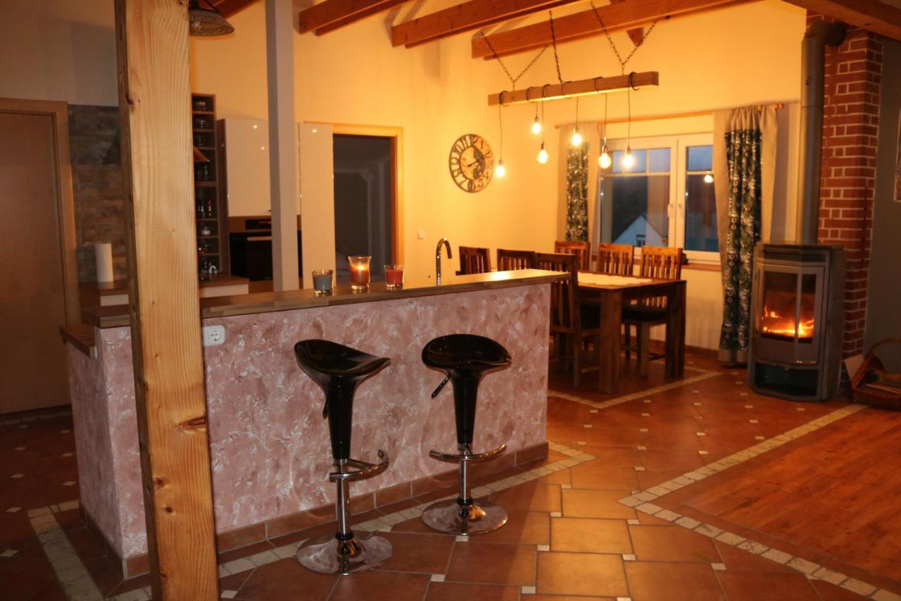 Helle, Offene Dachgeschosswohnung Mit Terrasse Oberloisdorf Exteriör bild