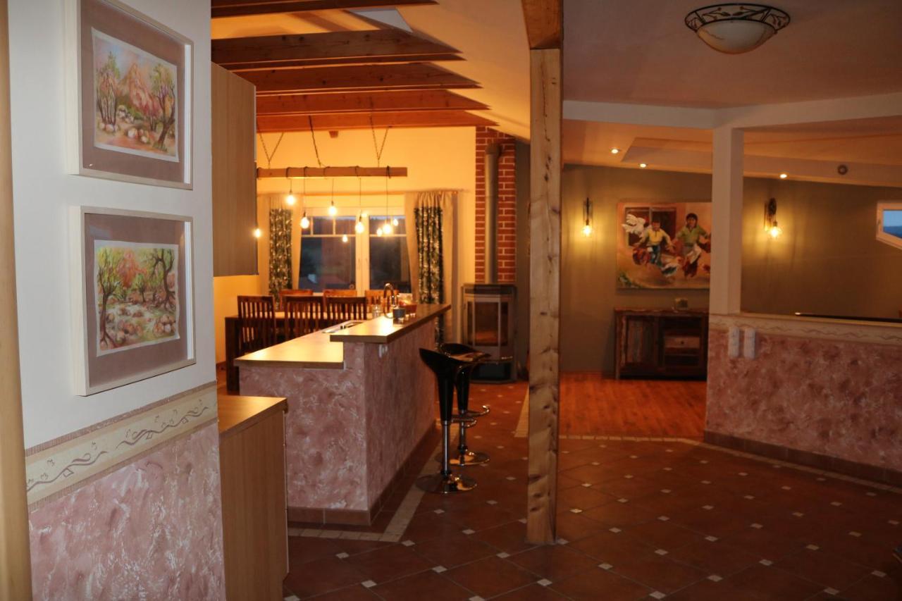 Helle, Offene Dachgeschosswohnung Mit Terrasse Oberloisdorf Exteriör bild