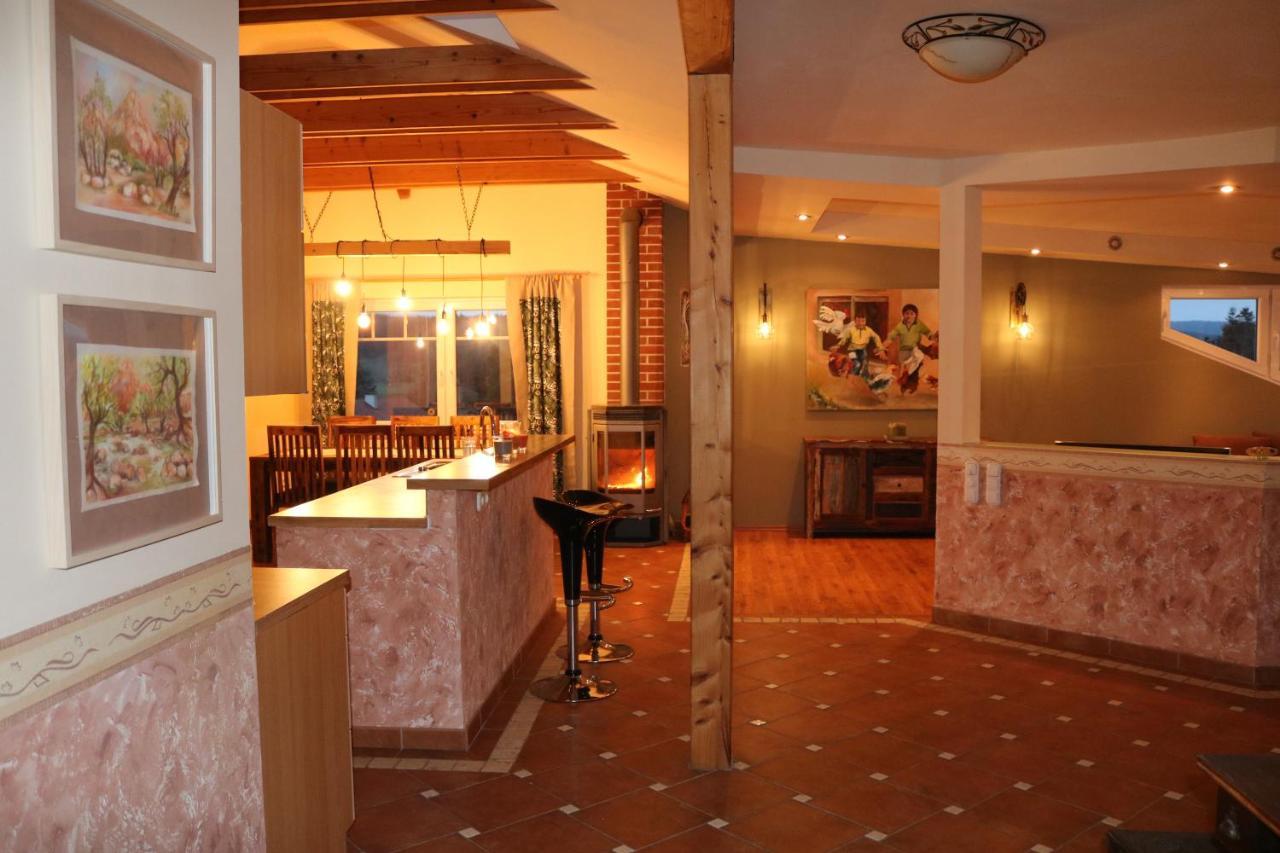 Helle, Offene Dachgeschosswohnung Mit Terrasse Oberloisdorf Exteriör bild