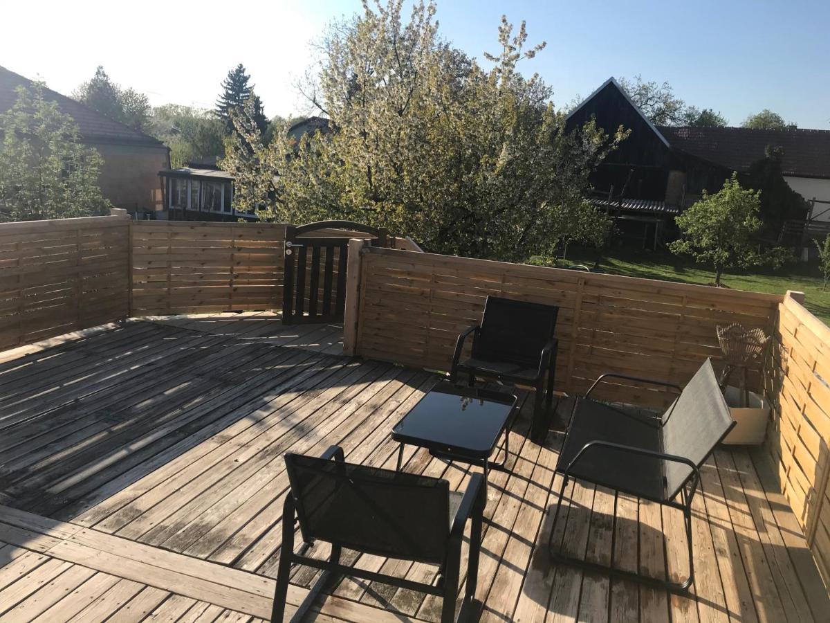 Helle, Offene Dachgeschosswohnung Mit Terrasse Oberloisdorf Exteriör bild